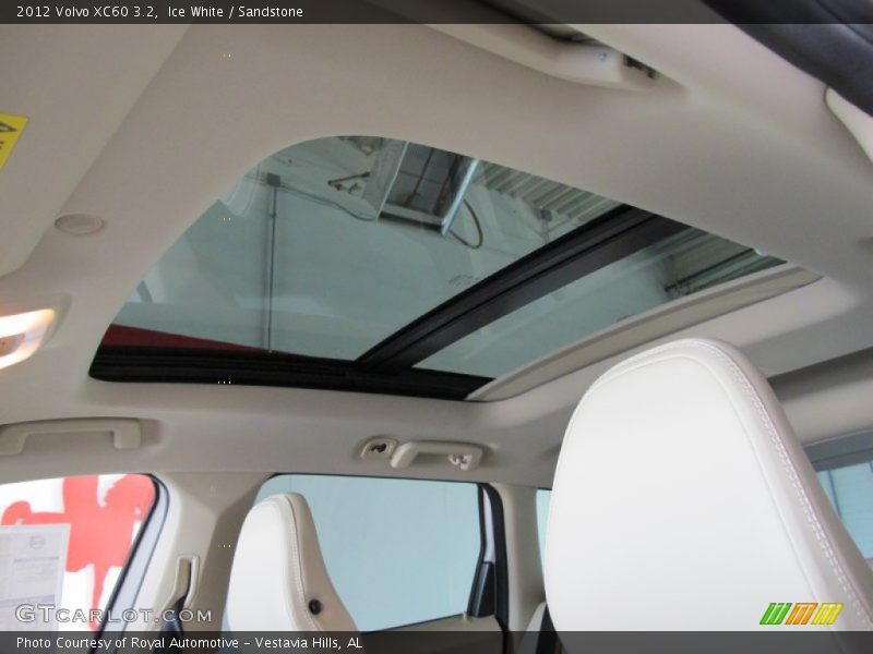 Sunroof of 2012 XC60 3.2