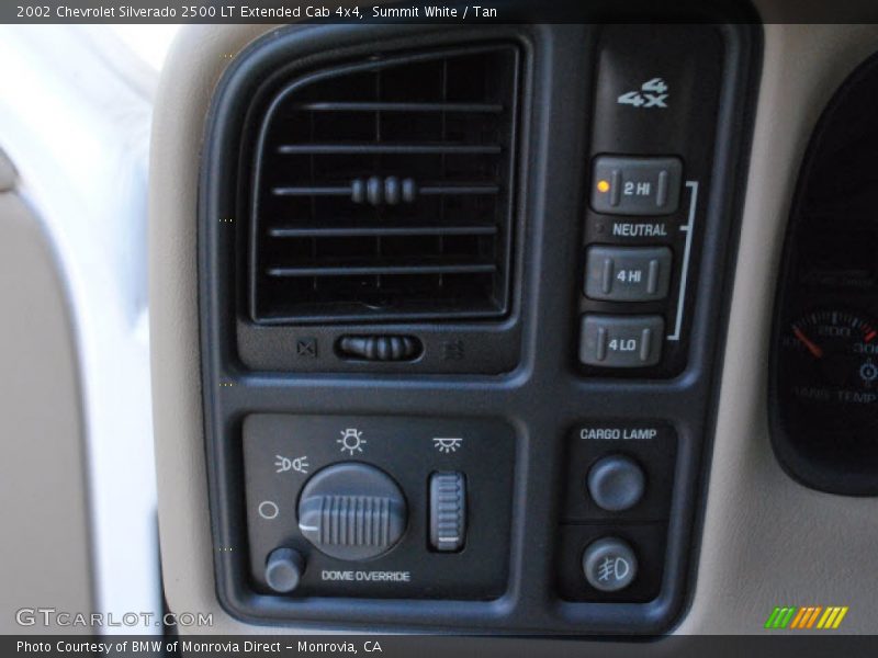 Summit White / Tan 2002 Chevrolet Silverado 2500 LT Extended Cab 4x4