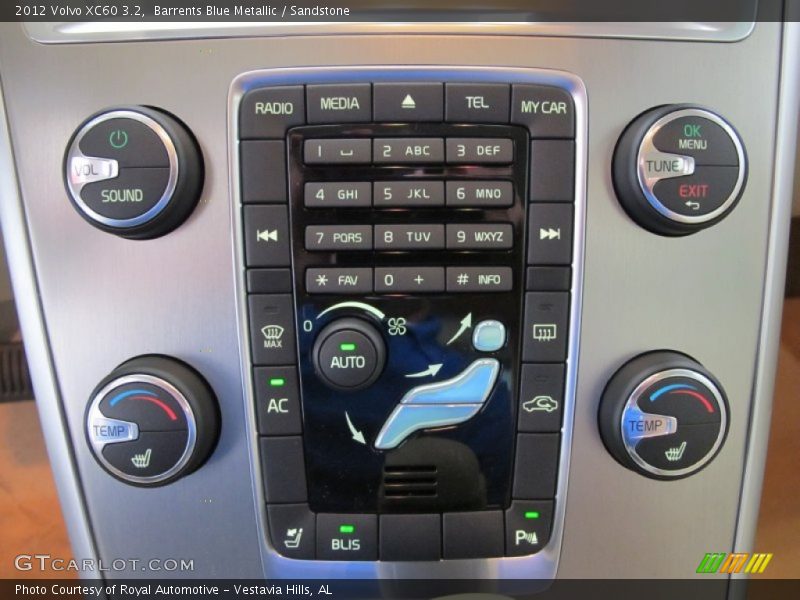 Controls of 2012 XC60 3.2