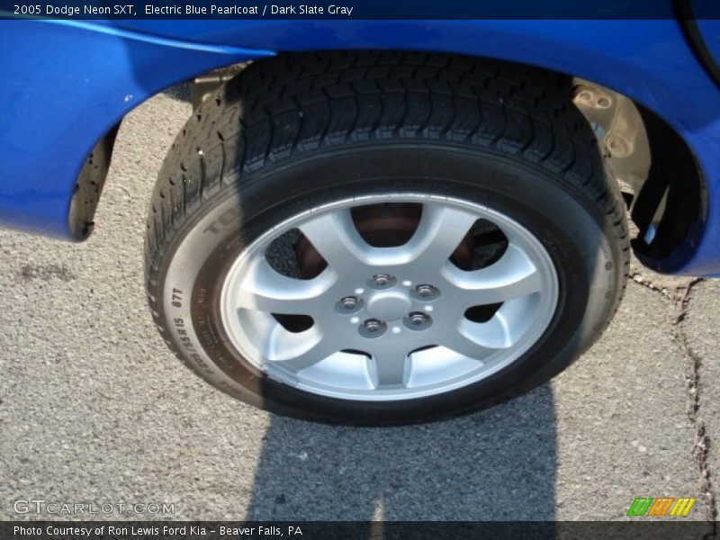 Electric Blue Pearlcoat / Dark Slate Gray 2005 Dodge Neon SXT