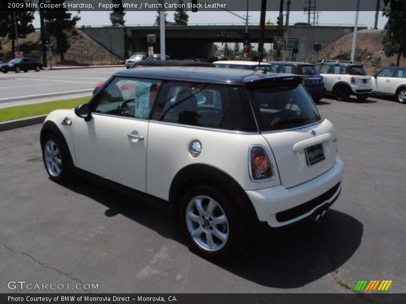 Pepper White / Punch Carbon Black Leather 2009 Mini Cooper S Hardtop