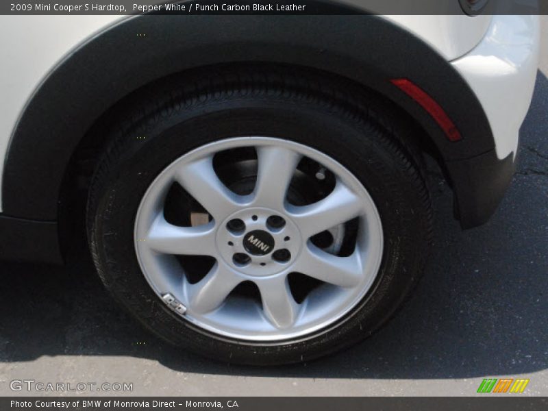 Pepper White / Punch Carbon Black Leather 2009 Mini Cooper S Hardtop
