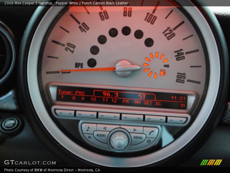 Pepper White / Punch Carbon Black Leather 2009 Mini Cooper S Hardtop