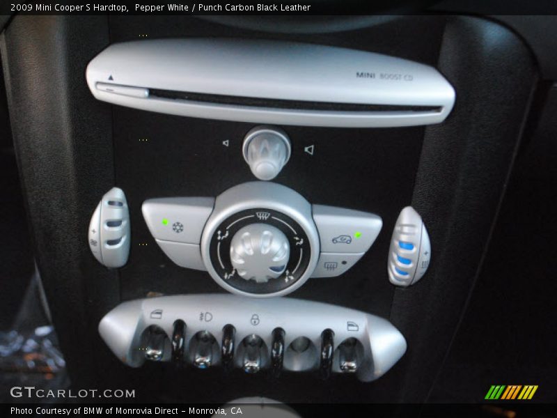 Pepper White / Punch Carbon Black Leather 2009 Mini Cooper S Hardtop