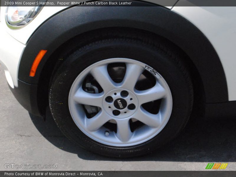 Pepper White / Punch Carbon Black Leather 2009 Mini Cooper S Hardtop