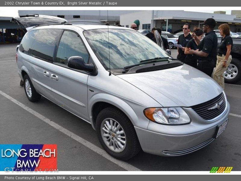 Bright Silver Metallic / Taupe 2002 Chrysler Town & Country EX