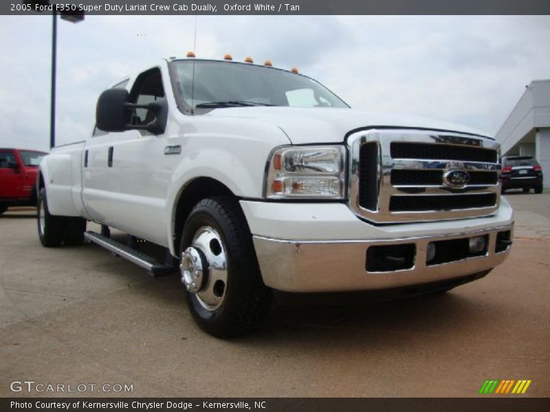 Oxford White / Tan 2005 Ford F350 Super Duty Lariat Crew Cab Dually