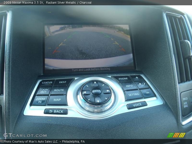Radiant Silver Metallic / Charcoal 2009 Nissan Maxima 3.5 SV