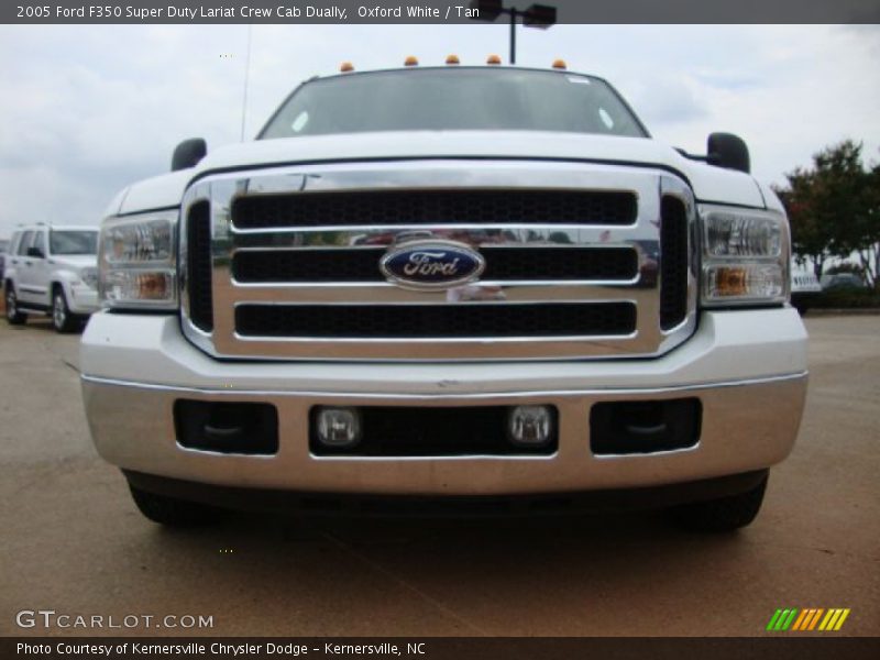 Oxford White / Tan 2005 Ford F350 Super Duty Lariat Crew Cab Dually