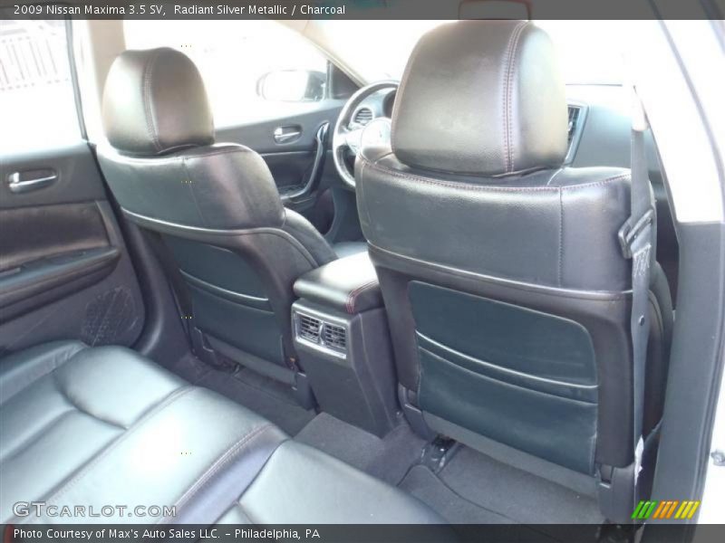 Radiant Silver Metallic / Charcoal 2009 Nissan Maxima 3.5 SV