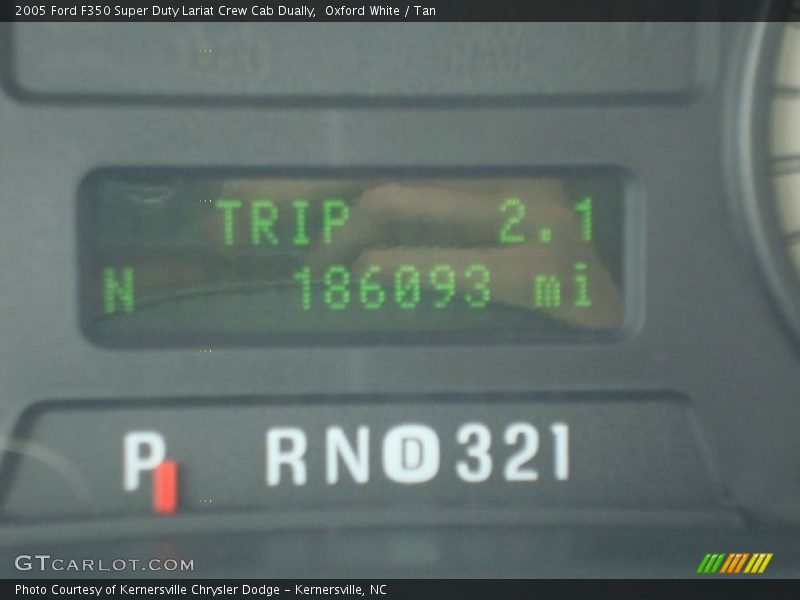Oxford White / Tan 2005 Ford F350 Super Duty Lariat Crew Cab Dually
