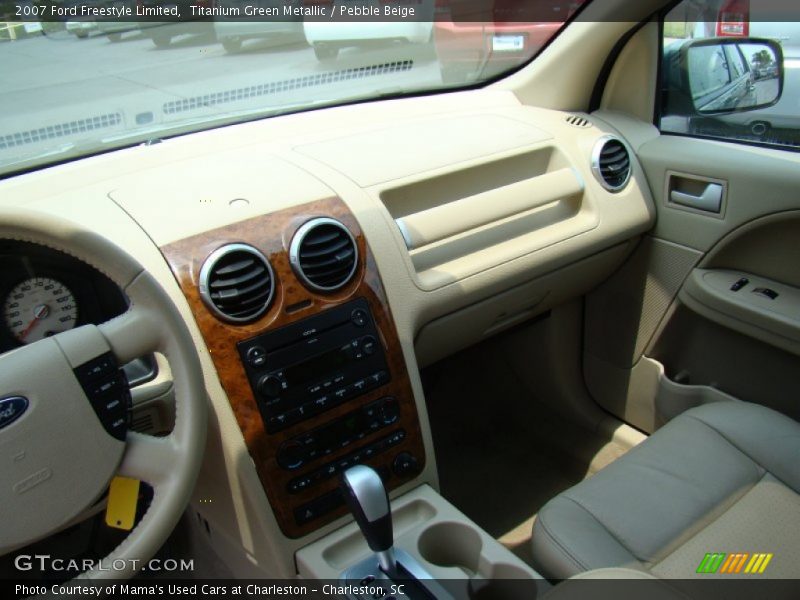 Titanium Green Metallic / Pebble Beige 2007 Ford Freestyle Limited