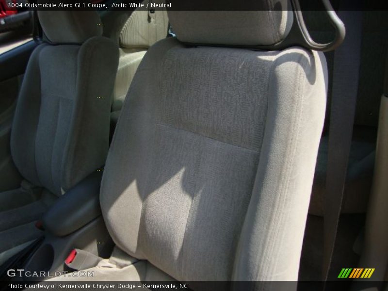 Arctic White / Neutral 2004 Oldsmobile Alero GL1 Coupe