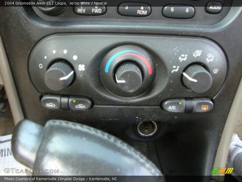 Arctic White / Neutral 2004 Oldsmobile Alero GL1 Coupe