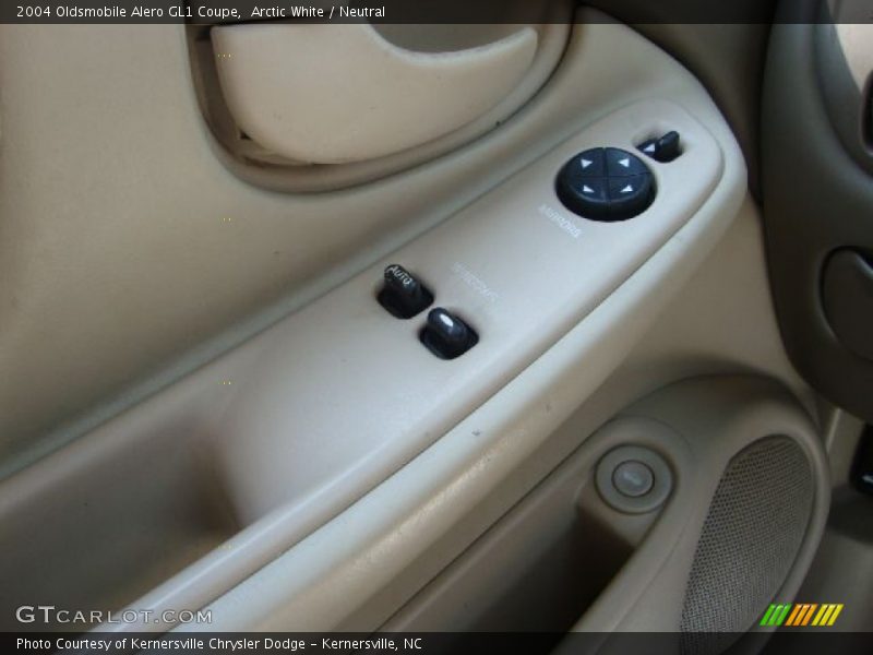 Arctic White / Neutral 2004 Oldsmobile Alero GL1 Coupe