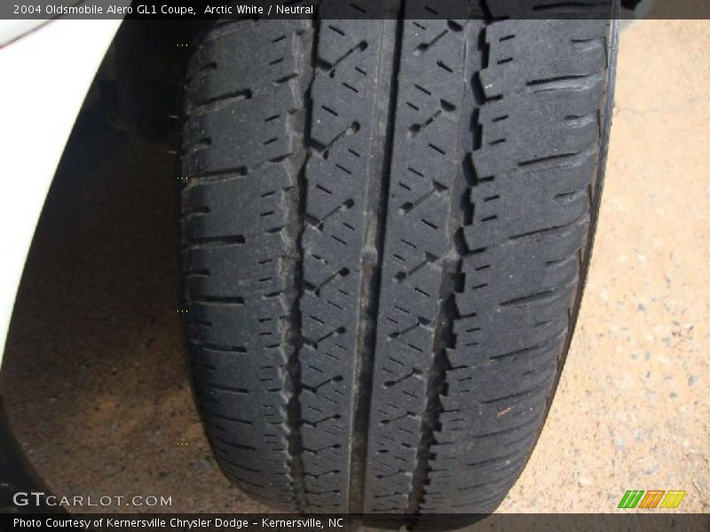 Arctic White / Neutral 2004 Oldsmobile Alero GL1 Coupe