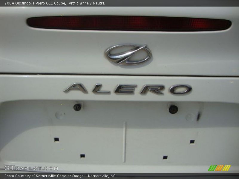 Arctic White / Neutral 2004 Oldsmobile Alero GL1 Coupe