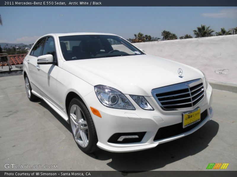 Arctic White / Black 2011 Mercedes-Benz E 550 Sedan