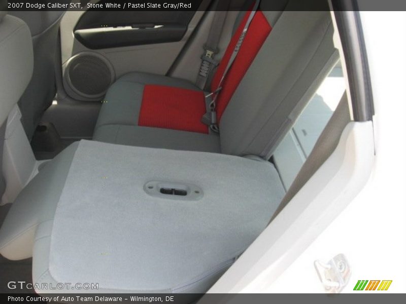 Stone White / Pastel Slate Gray/Red 2007 Dodge Caliber SXT