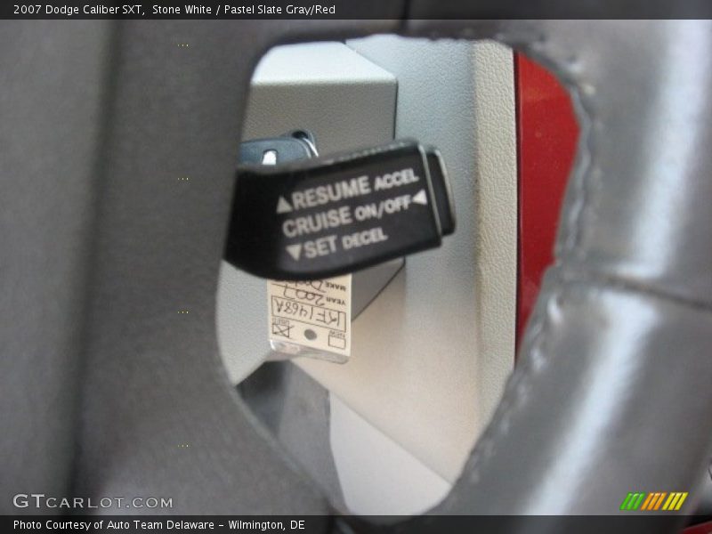 Stone White / Pastel Slate Gray/Red 2007 Dodge Caliber SXT