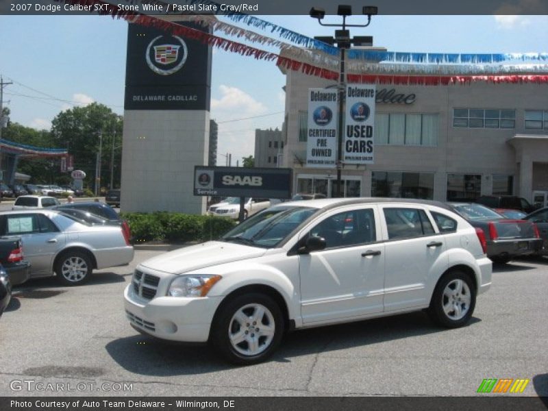 Stone White / Pastel Slate Gray/Red 2007 Dodge Caliber SXT
