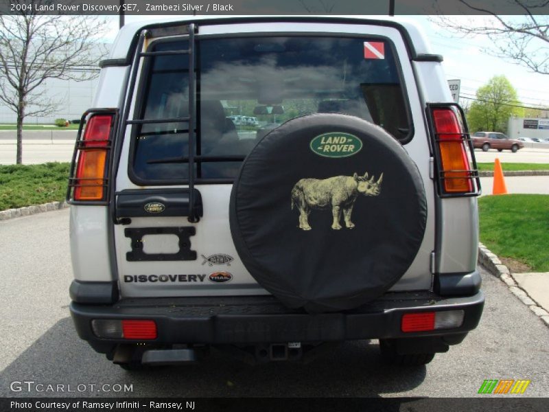 Zambezi Silver / Black 2004 Land Rover Discovery SE7