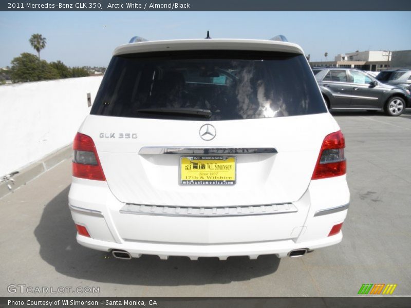 Arctic White / Almond/Black 2011 Mercedes-Benz GLK 350