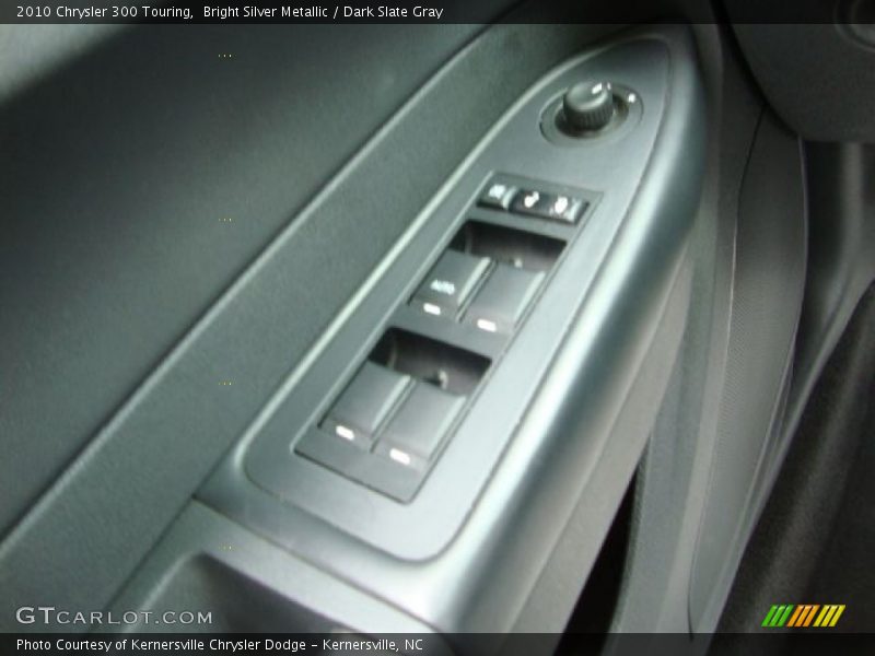 Bright Silver Metallic / Dark Slate Gray 2010 Chrysler 300 Touring