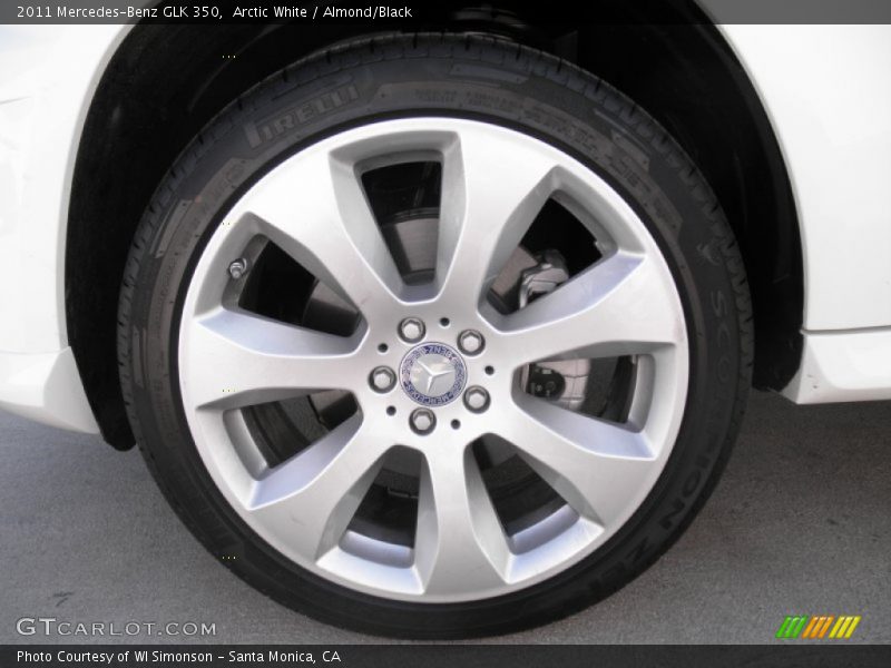 Arctic White / Almond/Black 2011 Mercedes-Benz GLK 350