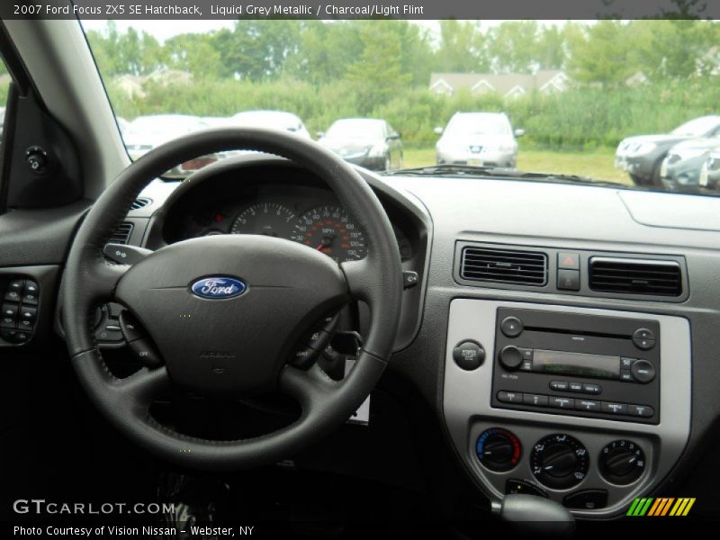 Liquid Grey Metallic / Charcoal/Light Flint 2007 Ford Focus ZX5 SE Hatchback