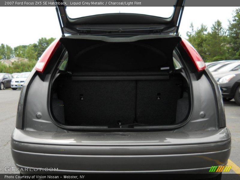 Liquid Grey Metallic / Charcoal/Light Flint 2007 Ford Focus ZX5 SE Hatchback