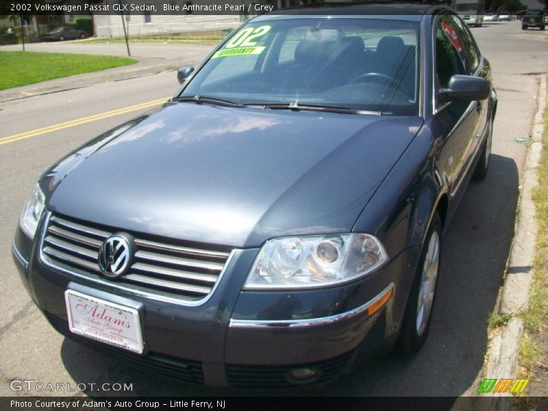 Blue Anthracite Pearl / Grey 2002 Volkswagen Passat GLX Sedan