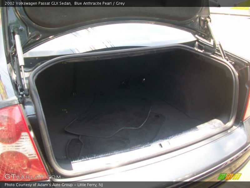 Blue Anthracite Pearl / Grey 2002 Volkswagen Passat GLX Sedan