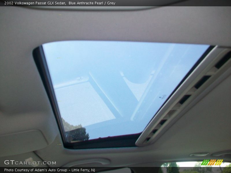 Blue Anthracite Pearl / Grey 2002 Volkswagen Passat GLX Sedan