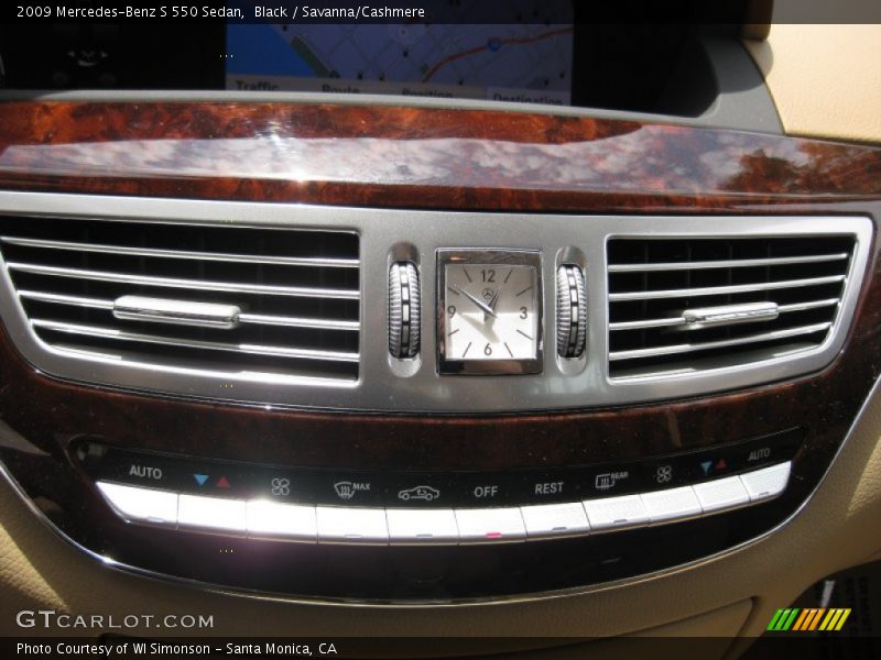 Controls of 2009 S 550 Sedan
