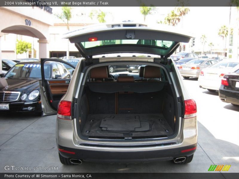 Wheat Beige Metallic / Teak 2004 Volkswagen Touareg V8