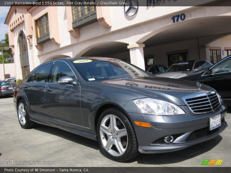 Flint Grey Metallic / Grey/Dark Grey 2009 Mercedes-Benz S 550 Sedan