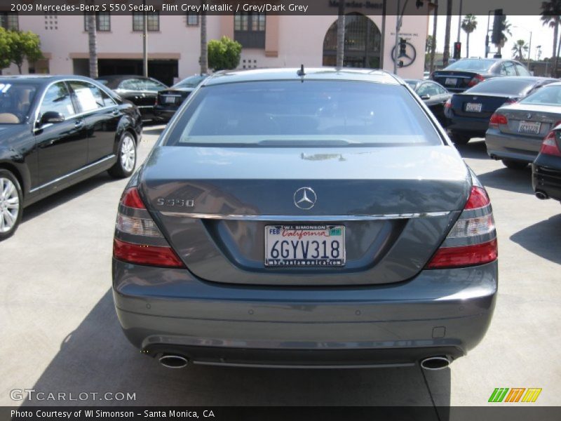 Flint Grey Metallic / Grey/Dark Grey 2009 Mercedes-Benz S 550 Sedan