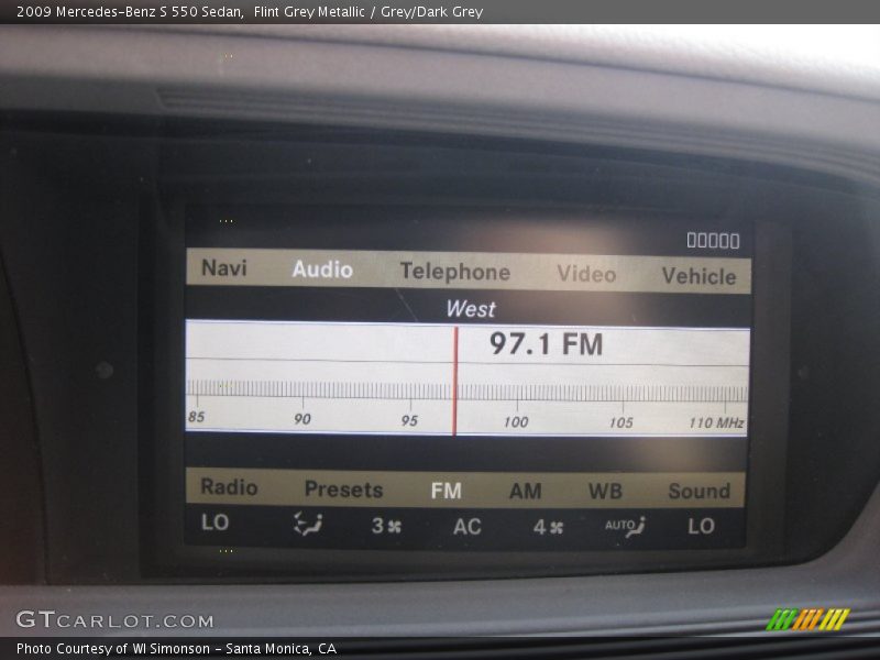 Flint Grey Metallic / Grey/Dark Grey 2009 Mercedes-Benz S 550 Sedan