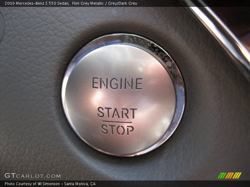 Controls of 2009 S 550 Sedan