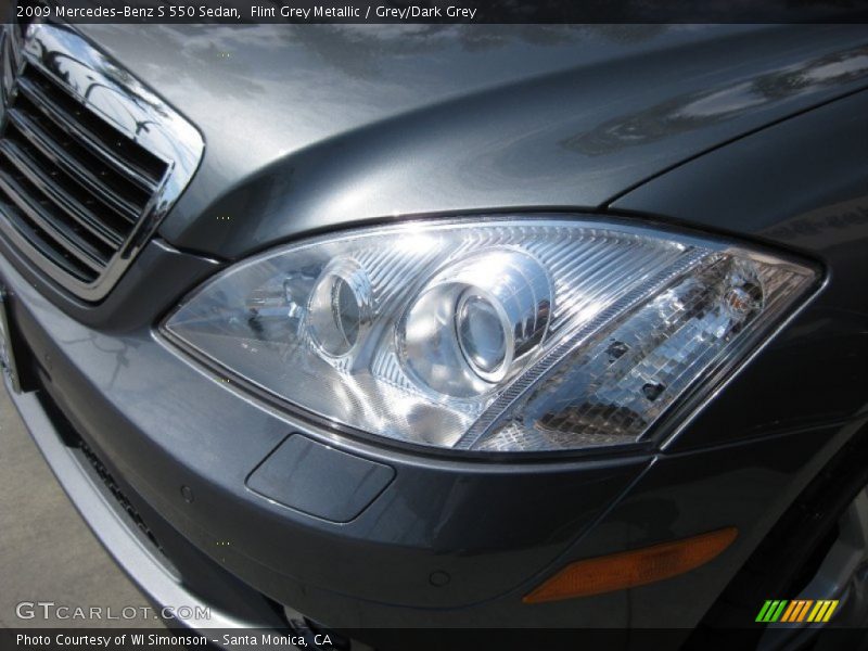 Flint Grey Metallic / Grey/Dark Grey 2009 Mercedes-Benz S 550 Sedan