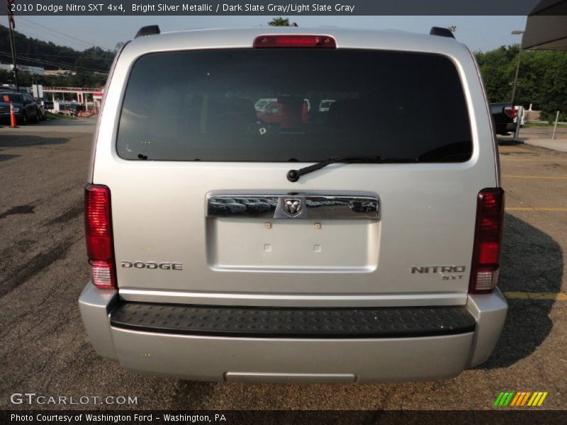 Bright Silver Metallic / Dark Slate Gray/Light Slate Gray 2010 Dodge Nitro SXT 4x4