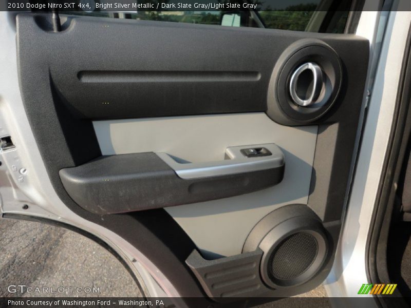 Bright Silver Metallic / Dark Slate Gray/Light Slate Gray 2010 Dodge Nitro SXT 4x4