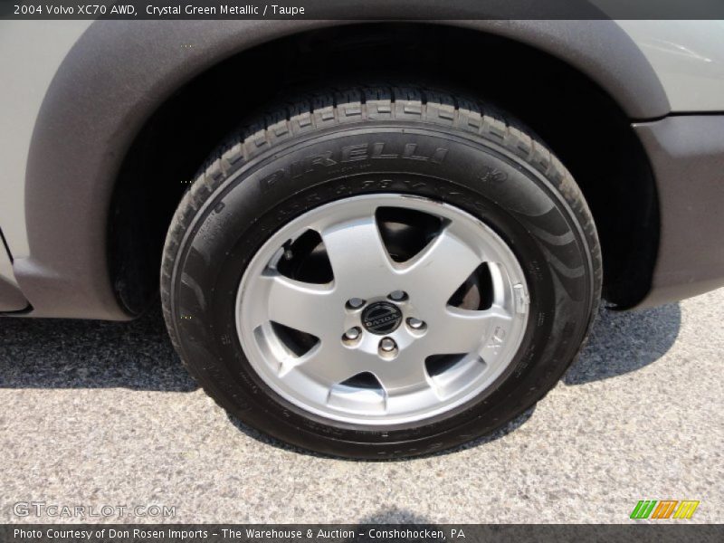 Crystal Green Metallic / Taupe 2004 Volvo XC70 AWD