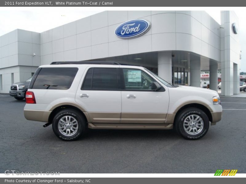 White Platinum Tri-Coat / Camel 2011 Ford Expedition XLT