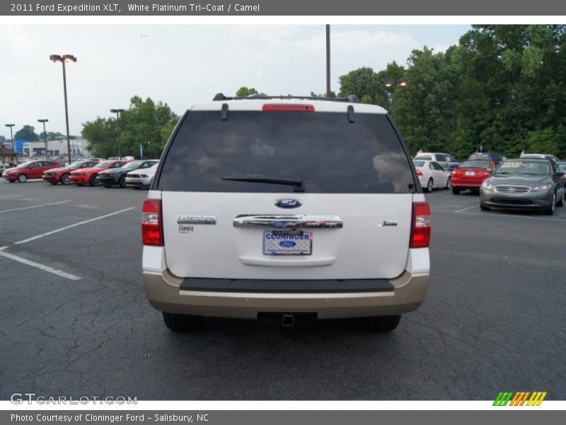 White Platinum Tri-Coat / Camel 2011 Ford Expedition XLT