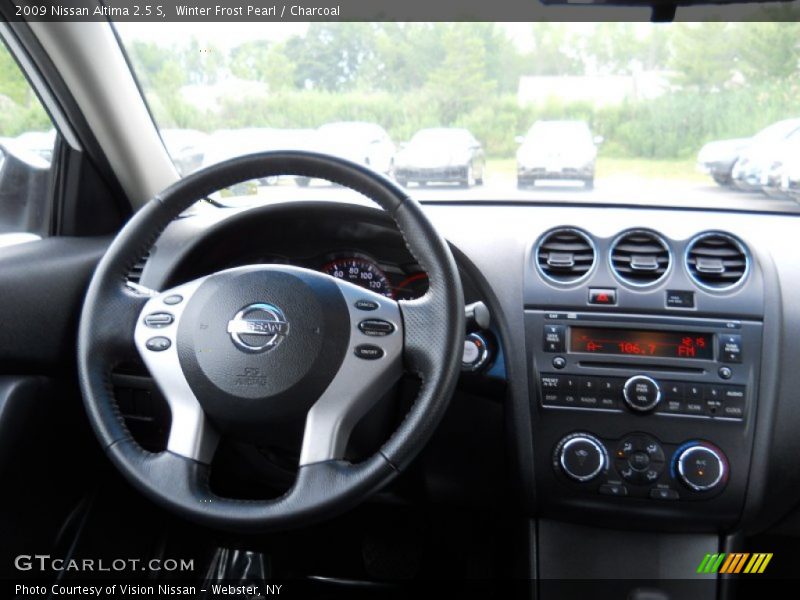 Winter Frost Pearl / Charcoal 2009 Nissan Altima 2.5 S