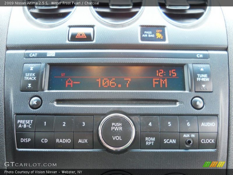 Winter Frost Pearl / Charcoal 2009 Nissan Altima 2.5 S