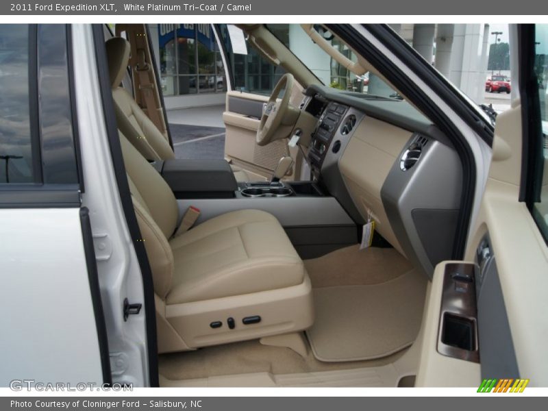 White Platinum Tri-Coat / Camel 2011 Ford Expedition XLT