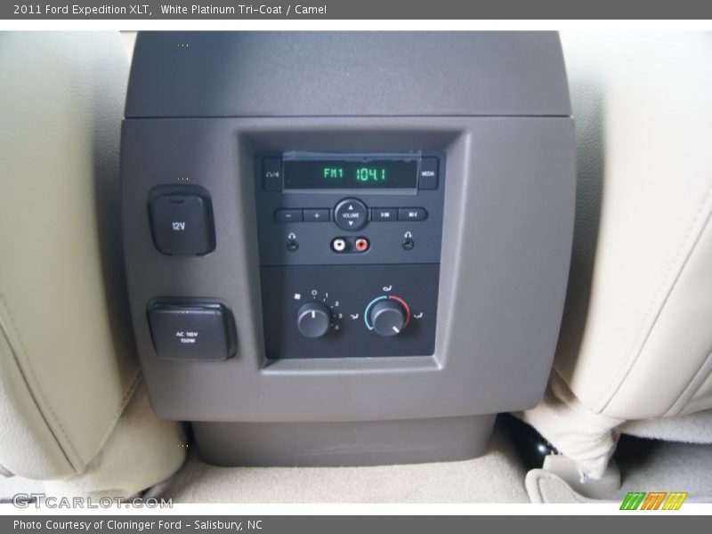 White Platinum Tri-Coat / Camel 2011 Ford Expedition XLT